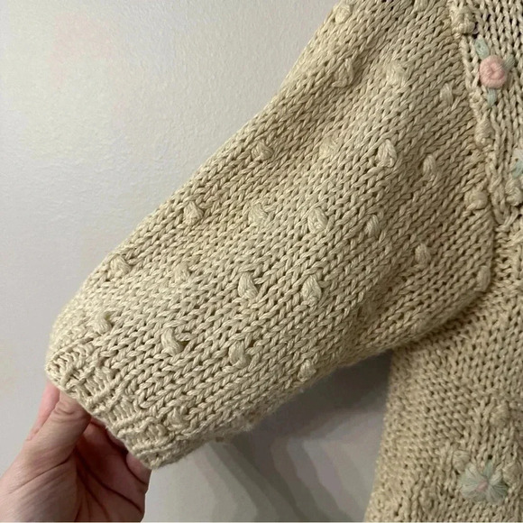Windcrest Vintage Short Sleeve Hand Knit Silk Blend Cream Sweater Size S GUC - Picture 6 of 8